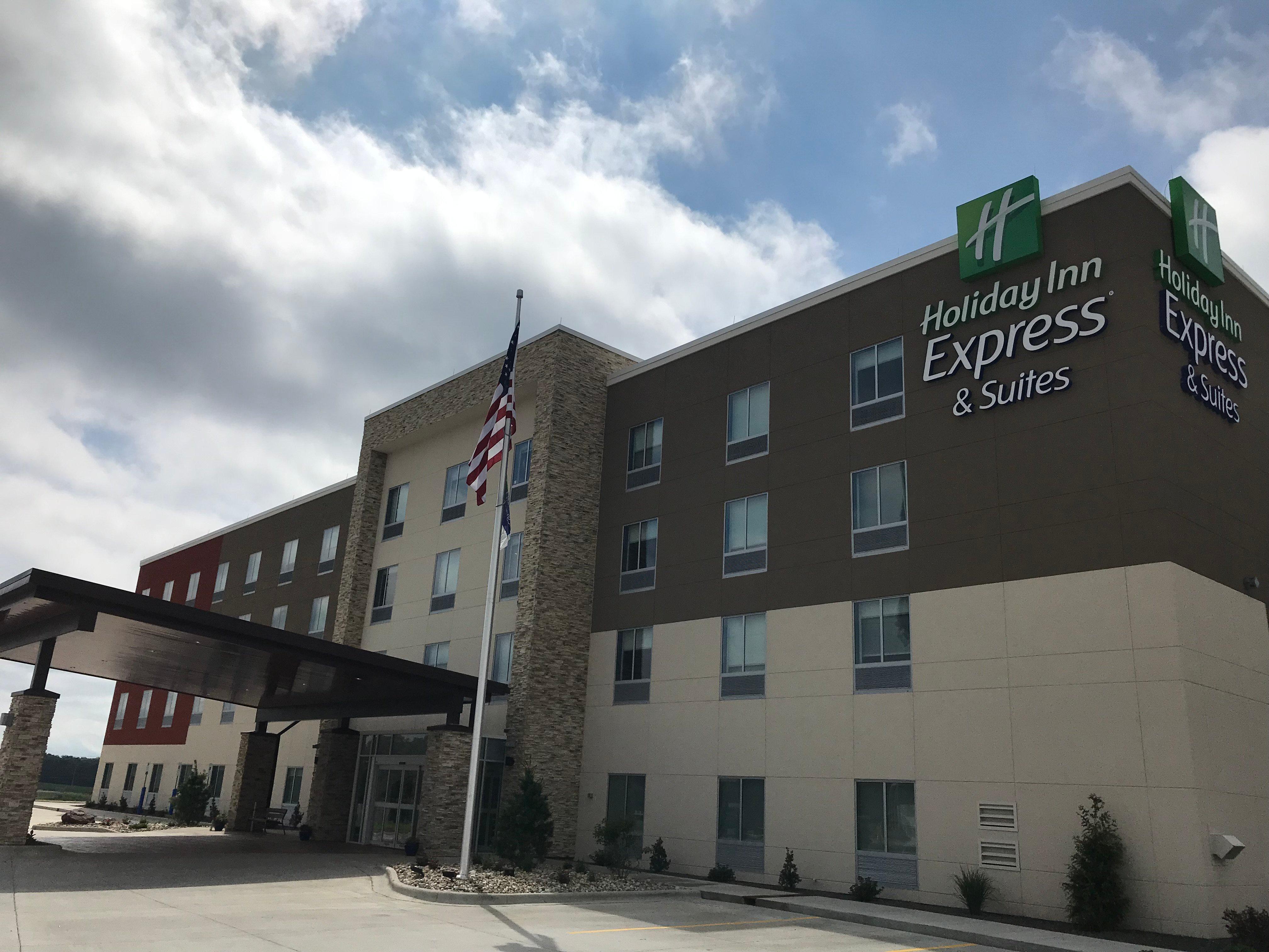 Holiday Inn Express & Suites - Hannibal - Medical Center מראה חיצוני תמונה